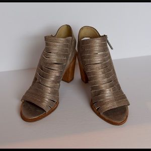 Donald J Pliner shoes